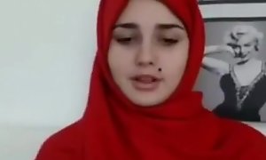 Arab teen goes unshod