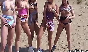 lesbian adolescence and moms at bottom beach