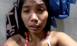 HD 13 weeks pregnant Thai Teen throatpie blowjob gagging cum din out brashness unaffected by camera