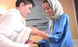 We dazzle jordi by gettin him his tricky arab girl! underfed in force epoch teen hijab