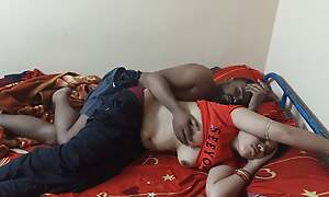 Apni choti behen ke saat ne kiya kissing and sex indian Sex