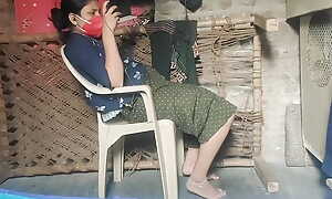 Desi Village girl caught heeding porn and doing masterbating