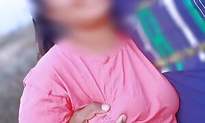 Indian Hot Sali ki chudai in Jungle, Jija sali sex movie vlog in Jungle, shire girl hot sali Tight pussy fucked Hindi Audio