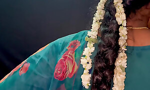 Indian tamil hot girl chudidar taking away identically her body