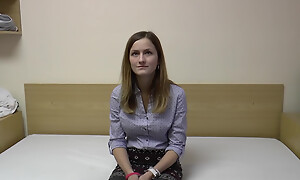 Amateur Teen Fellow-feeling a amour and Blowjob First Time